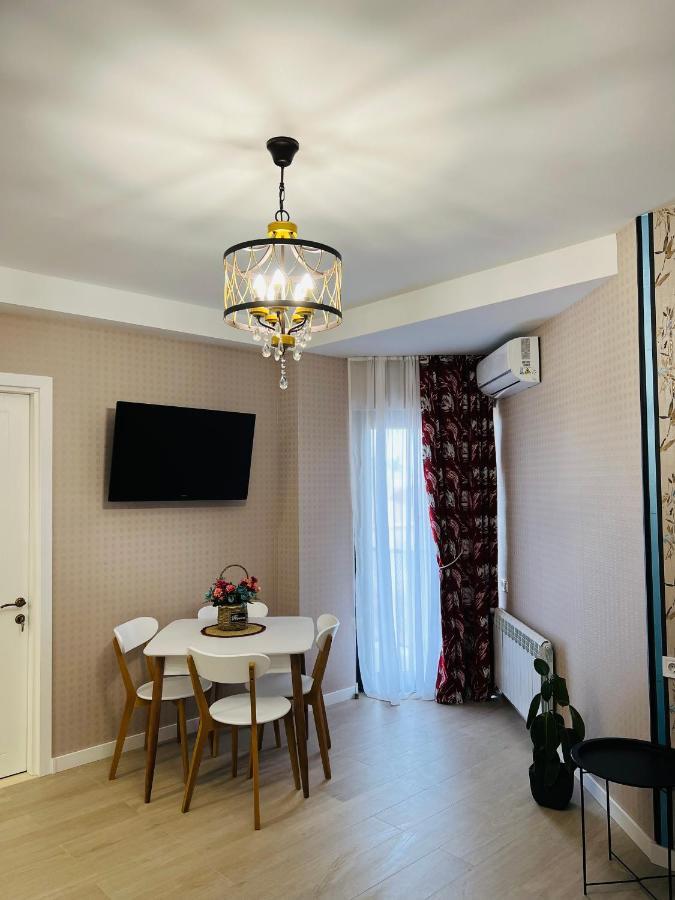 Aura Apartment Kutaisi Luaran gambar