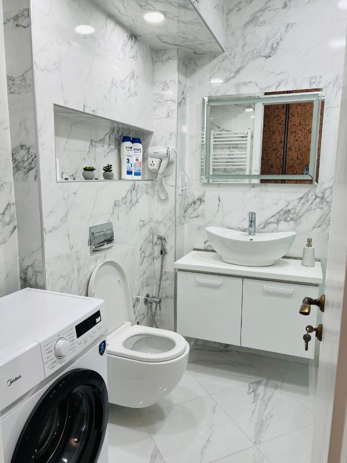 Aura Apartment Kutaisi Luaran gambar